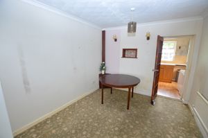 Dining Room- click for photo gallery